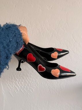 Vintage Patent Leather Red Heart pumps